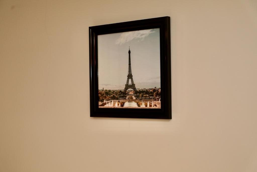 Aqua Dreams - Serviced Luxury Modern Belfast City Centre 2 Bed Apartment Esterno foto